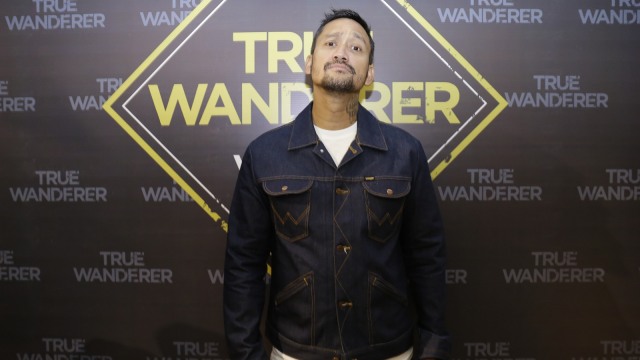 Aktor Tora Sudiro saat hadir di acara Wrangler True Wanderer di kawasan TB Simatupang, Jakarta. Foto: Ronny