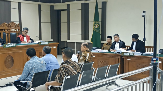 Suasana sidang kasus dugaan suap Wakil Ketua DPR RI, Taufik Kurniawan di Tipikor Semarang. Foto: Afiati Tsalitsati/kumparan