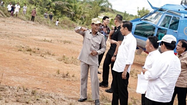 Presiden Jokowi saat tiba di Kabupaten Gunung Mas. Foto: Dok. Biro Sekretariat Pers Presiden