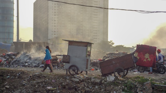 Pemukiman kumuh di Muara Baru. Foto: Jodi Hermawan