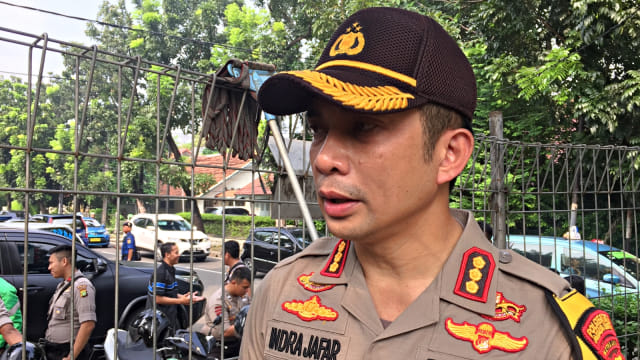 Polisi, Pengamanan, Rapat Pleno