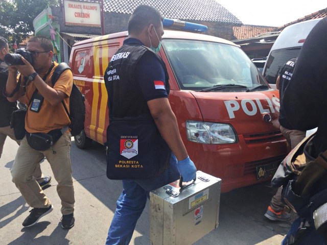 Polisi Duga Penemuan Bom di Konter Ponsel Terkait JAD Lampung-Bekasi (12937)