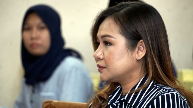 Mantan Manajer Persibara Banjarnegara, Lasmi Indriyani di Pengadilan Negeri Banjarnegara. Foto: Iqbal Firdaus/kumparan