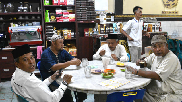 Kopi usai tarawih1.jpg