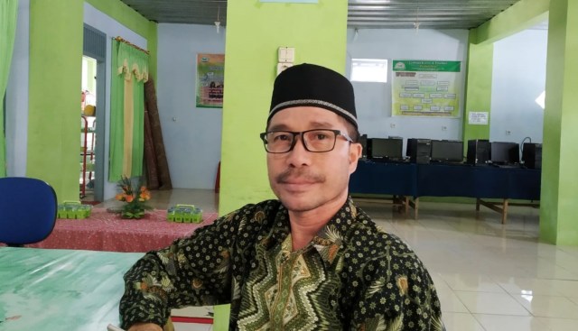 Muttakun, Aktivis Lingkungan Dompu yang akan menjadi Legislator. Foto: Ilyas Yasin/Info Dompu