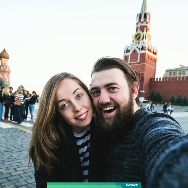 Ilustrasi pasangan traveling di Rusia Foto: Shutter Stock