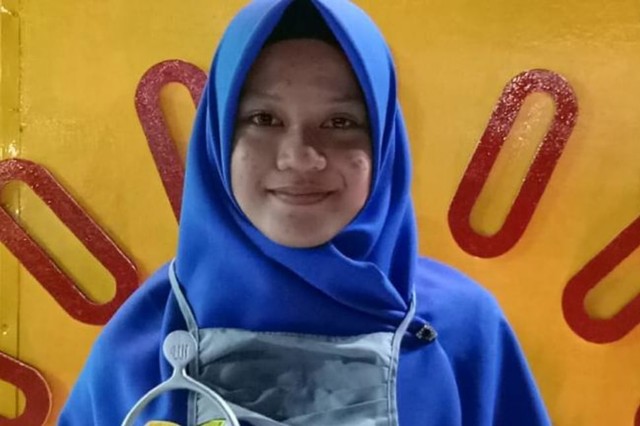 Sisca Wulandari Putri, anak kandung dari Muhammad Arifin ini berhasil mewakili Provinsi Kepri pada perhelatan PTQ RRI Ke-50 tingkat nasional di Kota Mataram (Foto:ist)