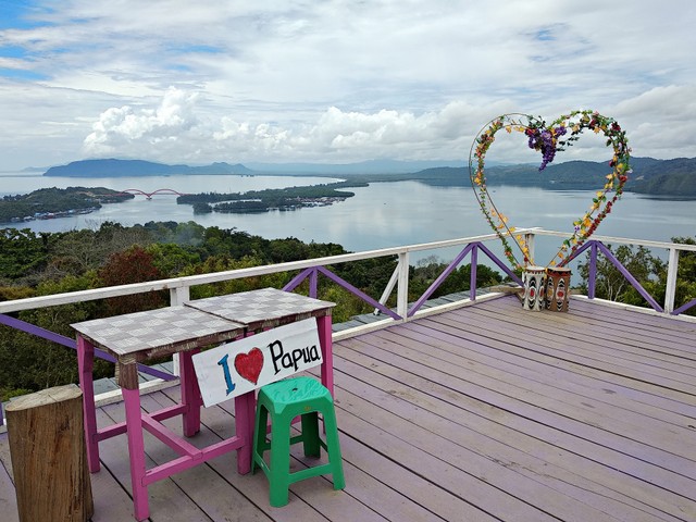 Bukit Jokowi, Jayapura Foto: Shutter Stock