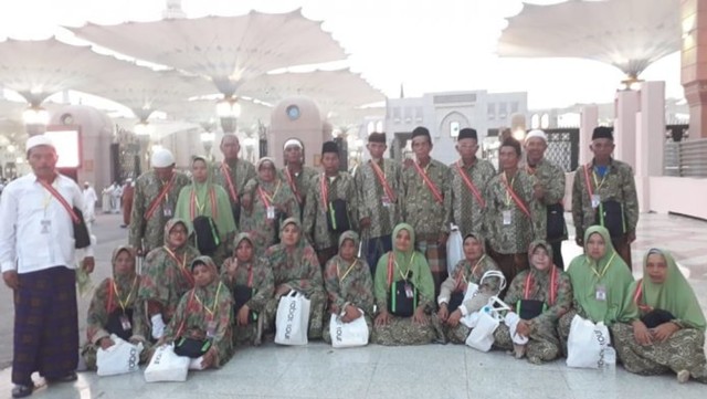 Ditipu Travel Umrah, 32 Jemaah asal Probolinggo Telantar di Madinah