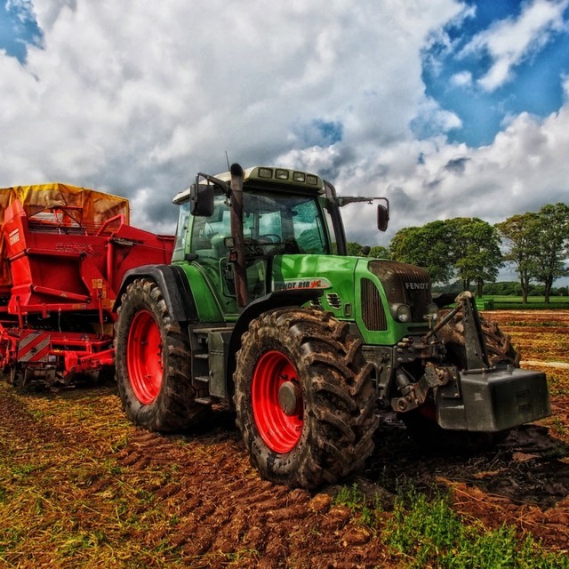 Mengenal 5  Jenis Alat  Pertanian  Modern dan  Fungsinya  
