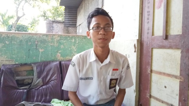Ananda Hafidh Rifai Kusnanto, Siswa XII IPA 6 SMAN Surakarta, yang meraih nilai UNBK sempurna. Foto: kumparan