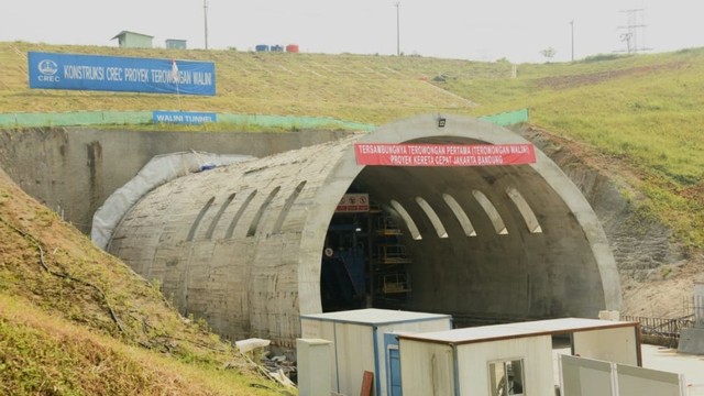 Terowongan atau tunnel Walini proyek Kereta Cepat Jakarta Bandung (KCJB). (Humas Jabar)