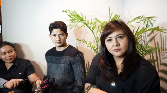 Iko Uwais dan Audy Item di Plaza Indonesia XXI, Jakarta Pusat