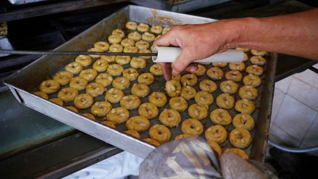 Industri kue kering Kwitang