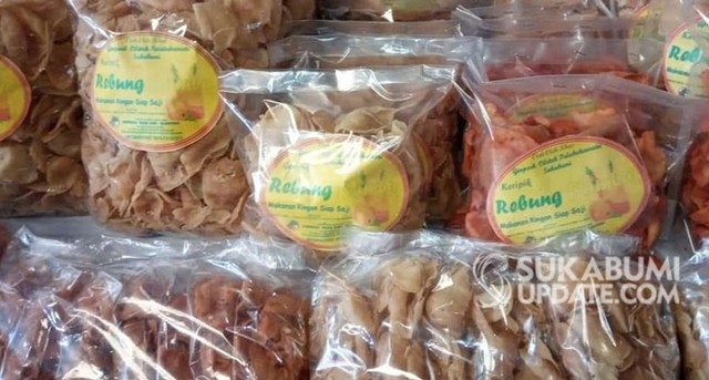 Keripik rebung yang diproduksi Kelompok Tani Wanita (KTW) Walagri binaan Koperasi Wana Agri Sejahtera di Jalan Raya Cimulek Kampung Pasirdalam RT 04/27, Desa Waluran Mandiri, Kecamatan Waluran, Kabupaten Sukabumi. | Sumber Foto:Ragil Gilang