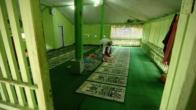 Masjid Tertua,Masjid Teungku Di Anjong, Aceh