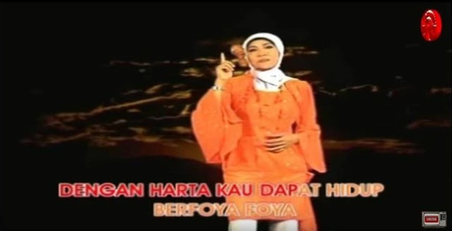 dengan harta kau dapat hidup foya foya.jpg