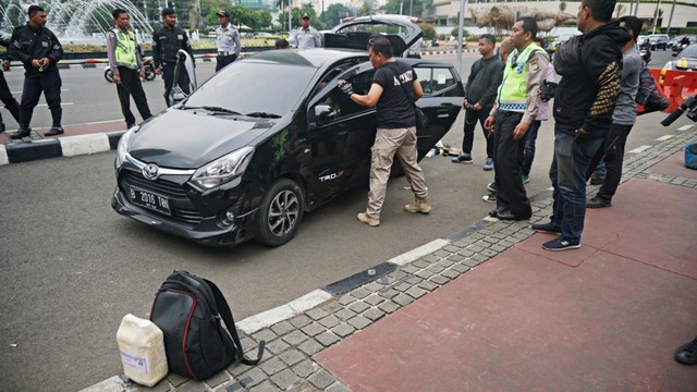 Mobil WNA, Kecelakaan, Jalan Jenderal Sudirman