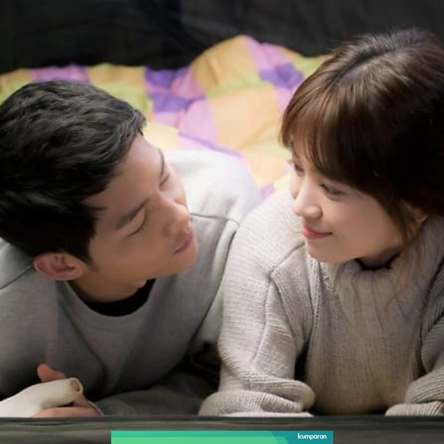 Song Joong Ki dan Song Hye Kyo atau 'Song Song Couple'. Foto: http://www.ggilbo.com