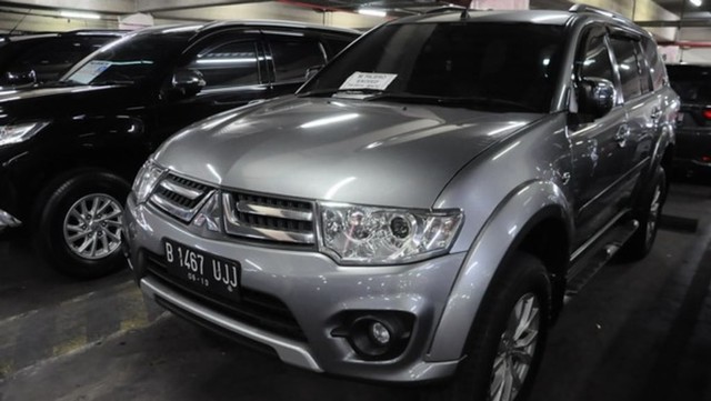 Pilih Mitsubishi Xpander Baru atau Pajero Sport Bekas? (28455)