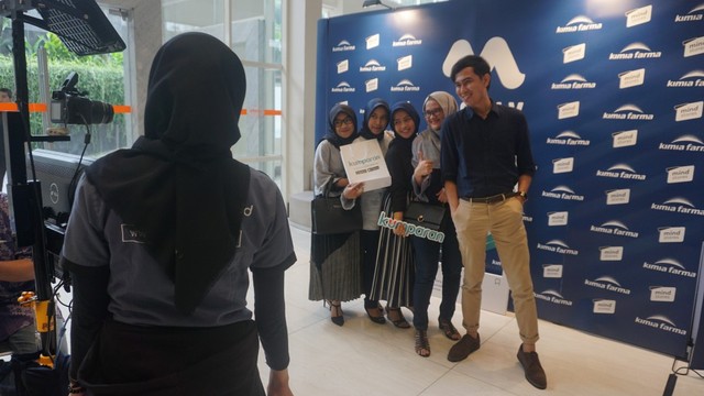 com-Roadshow Mediv Bandung, keseruan berfoto di photobooth