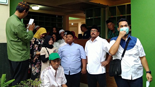Si Doel the Movie 2, Bukber Raya