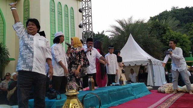 Si Doel the Movie 2, Bukber Raya