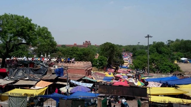 Meena Bazaar di Old Delhi, India, pasar tertua serba lengkap. Foto: Khiththati/acehkini 