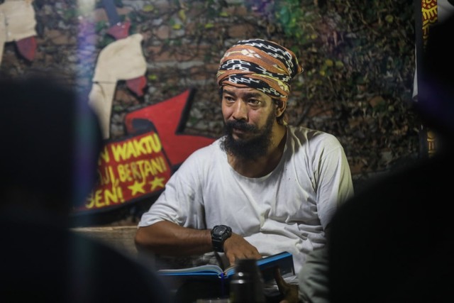 Mendaras Alquran ala Seniman Komunitas Kanot Bu (11).JPG