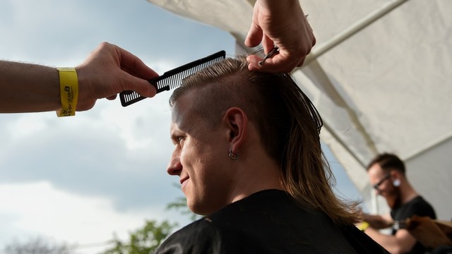 Tren Mullet Hair Kembali Populer, Ternyata Dulunya Dianggap Sebagai Simbol  Pemberontakan –