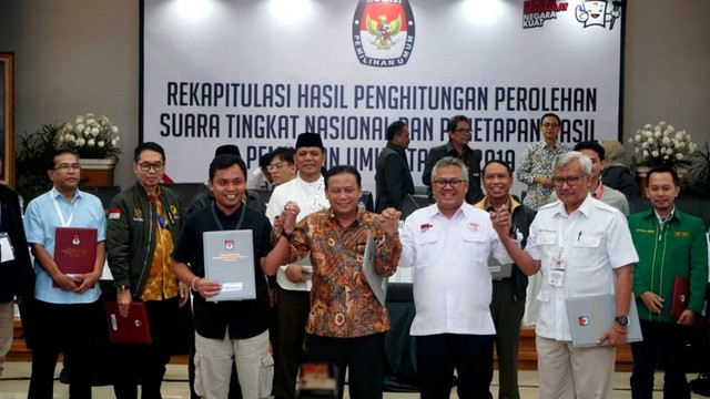 Prabowo-Sandi Gugat Hasil Pilpres ke MK, Begini 