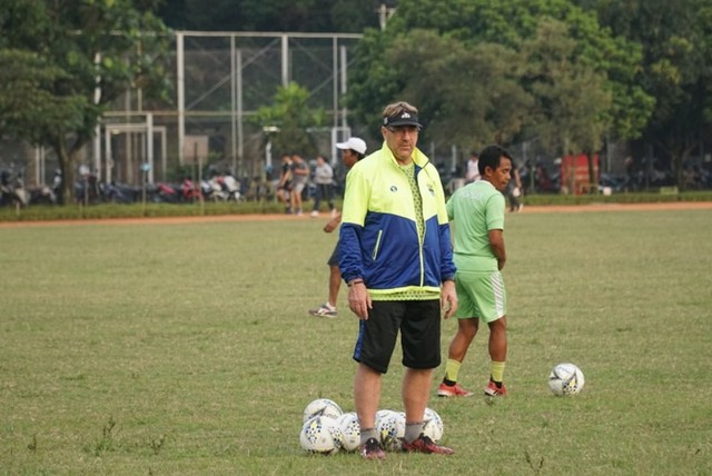 Pelatih Persib Bandung Robert Alberts. (Ananda Gabriel) 