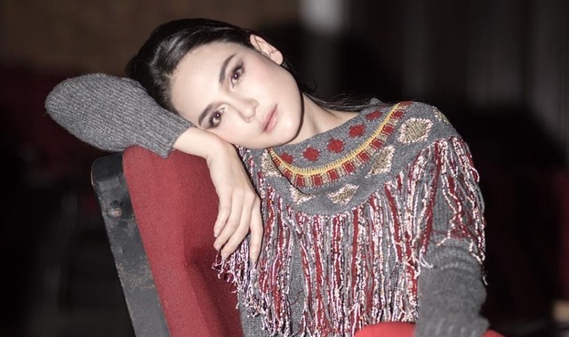 Luna Maya Pingsan Saat Mengisi Acara Sahur (104503)