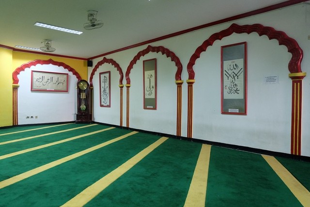 Masjid Lautze.JPG