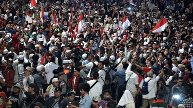 Kata Polisi soal Aksi di Bawaslu yang Tak Bubar Setelah Jam 18.00 WIB (163418)