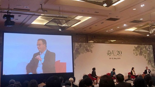 Gubernur Tokyo, Yurike Keiko saat memberikan sambutan pembukaan U20 (Urban20) Mayors Summit 2019 di Tokyo, Jepang