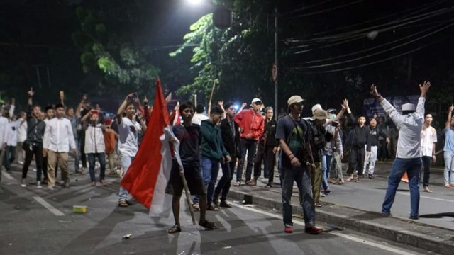Massa dari arah tanah Abang kembali lakukan provokasi