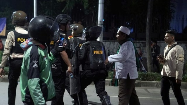 Massa dari arah tanah Abang kembali lakukan provokasi
