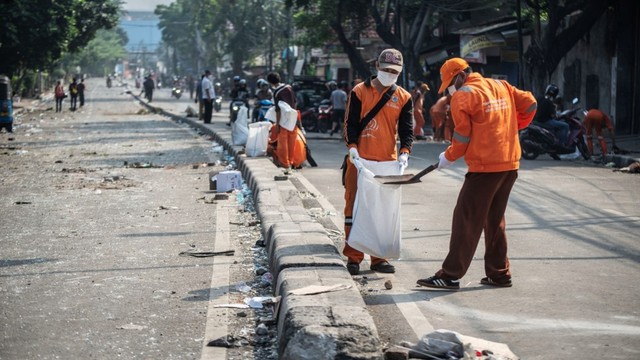 Unjuk Rasa, Demo, KS Tubun