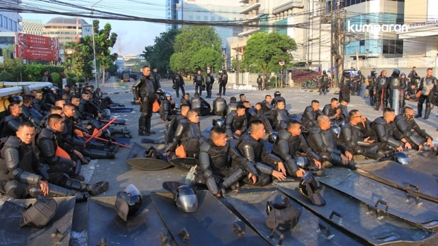 Petugas keamanan di kawasan Tanah Abang