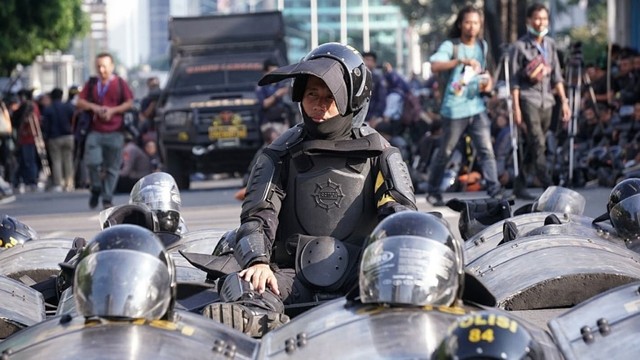 Demo di Depan Gedung Bawaslu