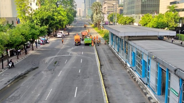 Suasana Halte Transjakarta Sarinah yang masih belum beroperasi. Foto: Fadjar Hadi/kumparan