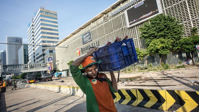 Kapolda Metro: Hari Ini Tidak Ada Aksi Demo di Bawaslu (2039)