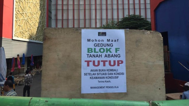 Foto: Pasar Tanah Abang Masih Tutup (4001)