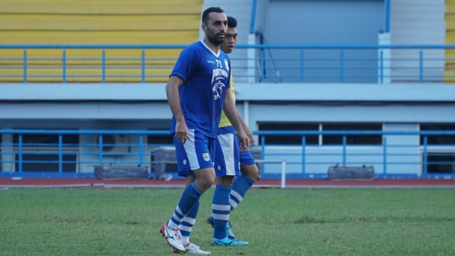 Penyerang Persib Bandung Artur Gevorkyan. (Ananda Gabriel)