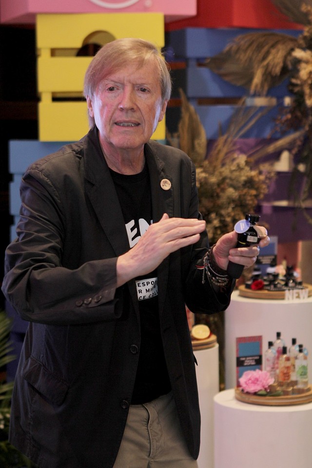 Roger Schmid, Pakar Parfum Internasional dan Global Adviser on Sustainability & Innovation Natura & Co. Foto: dok. The Body Shop Indonesi