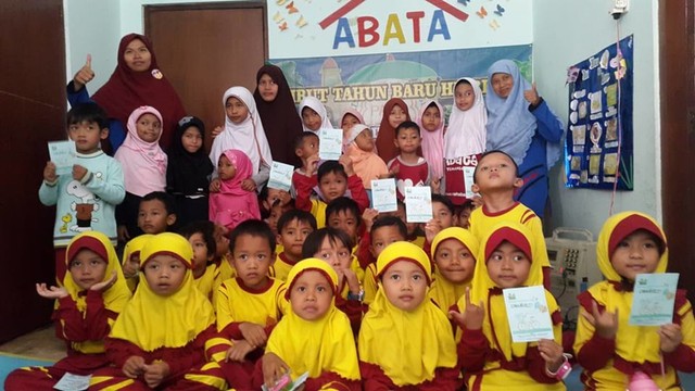 Cara Mereka yang Tuli Mengaji (402875)