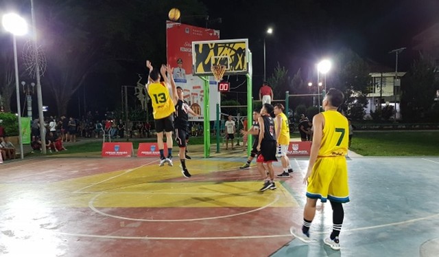 Kompetisi Bola Basket 3x3 Piala Walikota Manado 