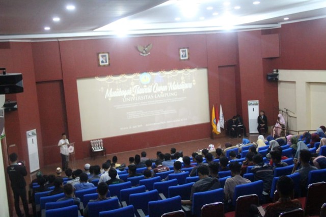 Suasana Pengumuman delegasi mahasiswa yang lolos seleksi untuk menjadi delegasi Universitas Lampung menuju MTQ-MN di Universitas Syiah Kuala (Unsyiah) di Gedung Abdul Kodir Fakultas Hukum Unila | Foto : Humas Unila