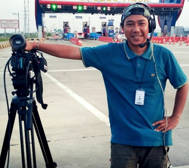 Cerita di Balik Insiden ‘Celana Melorot’ Juru Kamera KompasTV (350206)